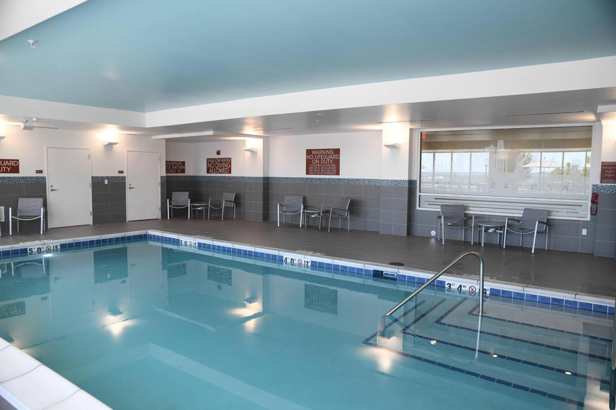 Towneplace Suites Kansas City At Briarcliff Esterno foto